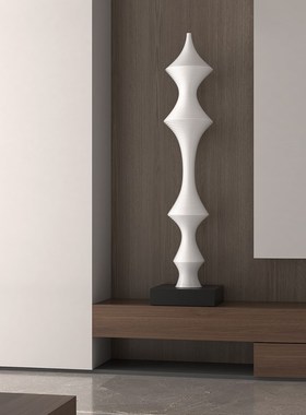 由居高级感落地艺术摆件螺纹诧寂风雕塑意式展示架玄关立柱装饰品