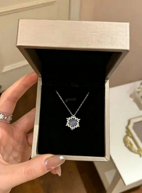 S925纯银玉髓雪花项链女轻奢小众高级感太阳花设计锁骨链生日礼物