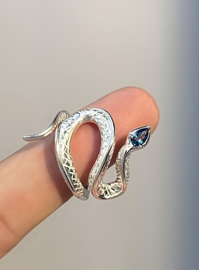 海蓝色托帕石灵蛇戒指潮个性小众