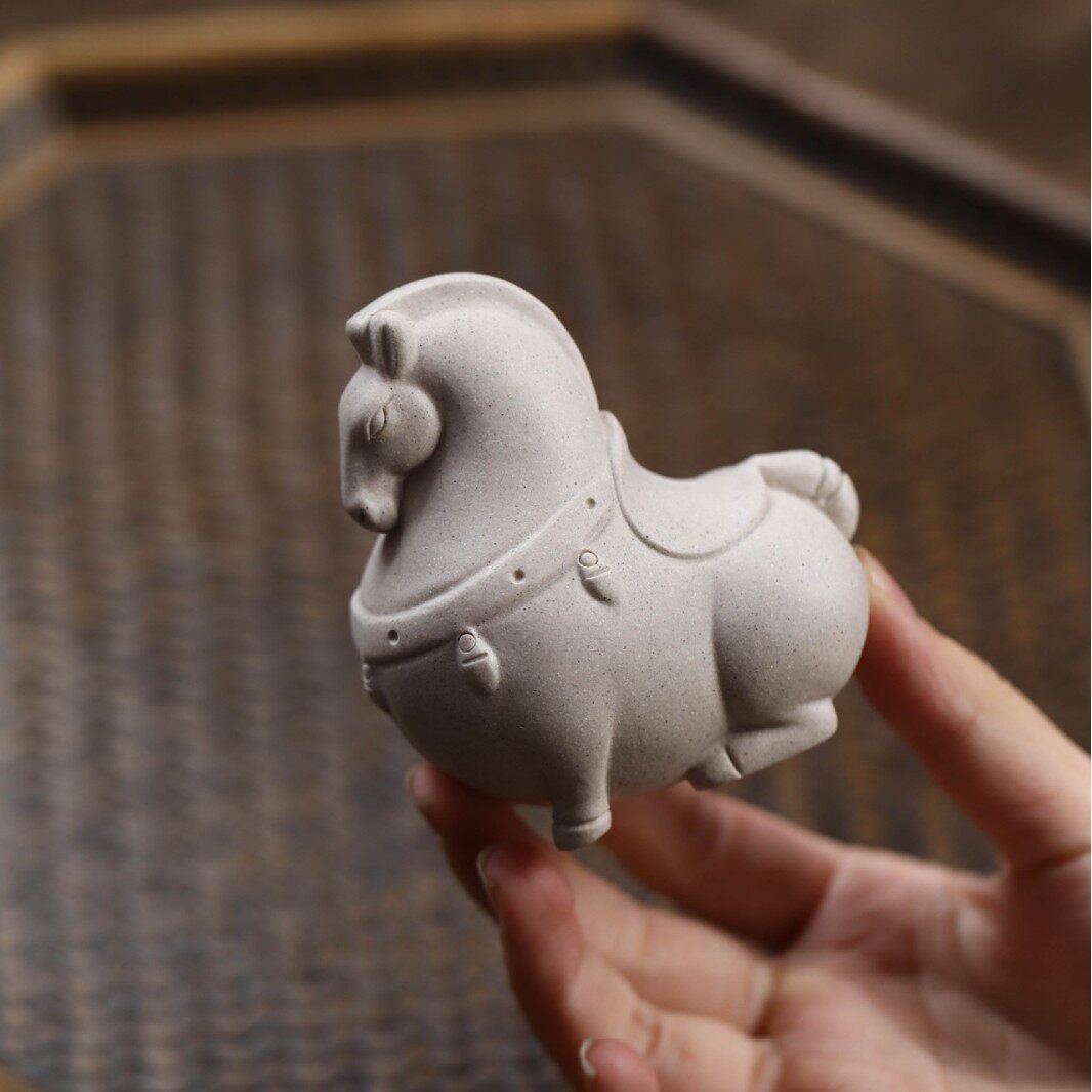Green horse tea pet Yixing purple clay Tang horse ornaments can raise a lucky horse to success tea set creative handmade tea play