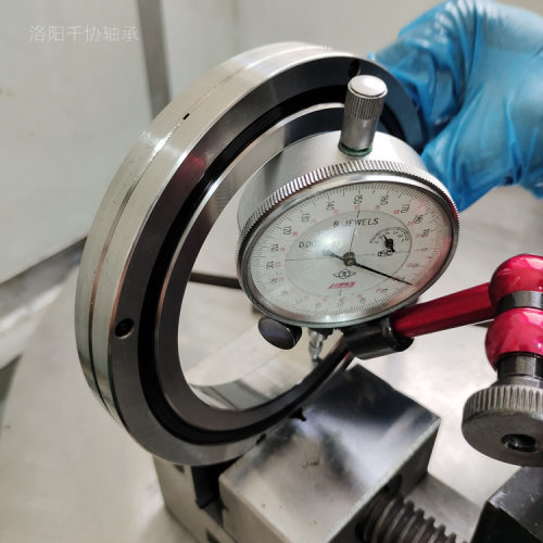 RB7013薄壁型交叉滚子轴承 机器人使用旋转轴环 厂家批量 精度高 - 图1