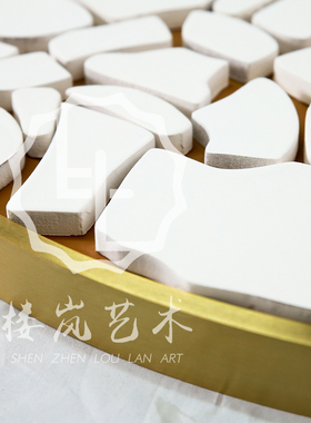 现代极简入户玄关装饰画饭厅餐厅墙面装饰壁画圆形皮革木雕装饰画