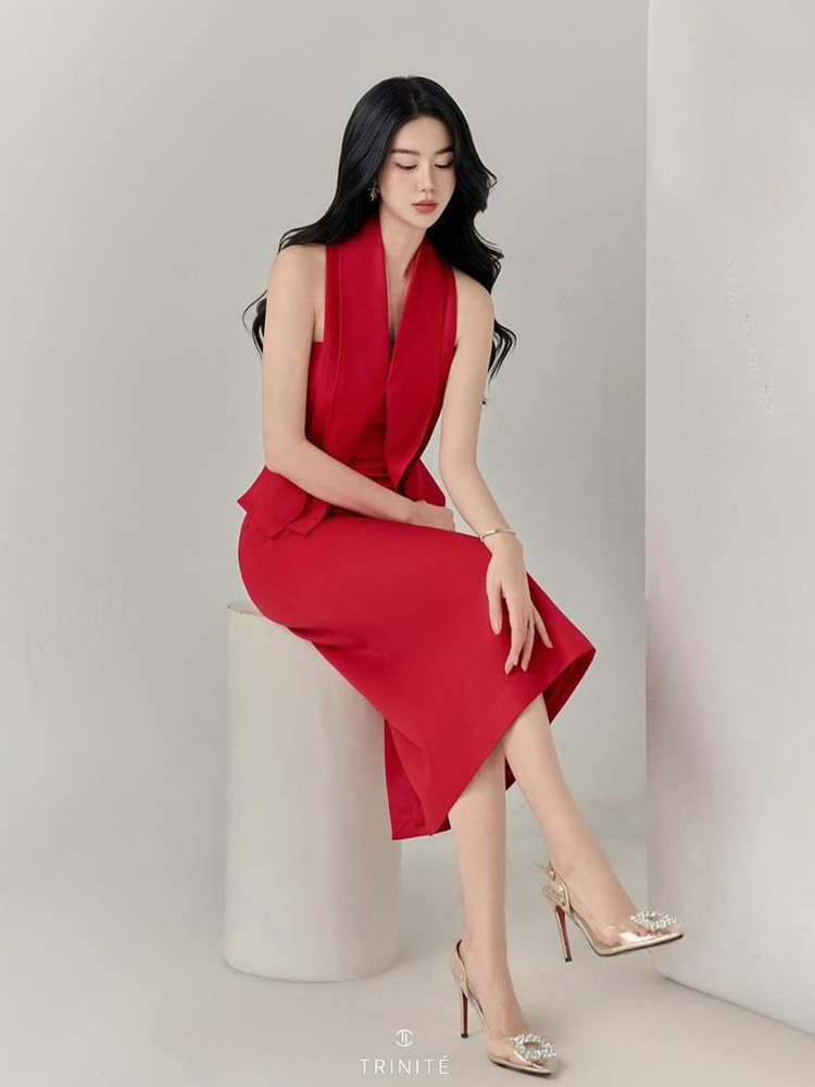 ZS名品越南设计师Trinite围巾领露背高腰修身性感气质名媛连衣裙-图1