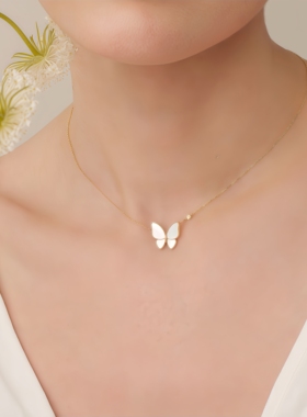 月售500条18K金贝母蝴蝶钻石项链