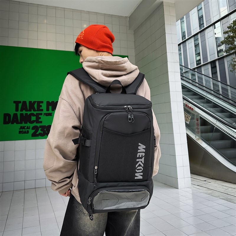 Outdoor sports training football equipment bag boys large capacity travel mountaineering backpack multi-functional storage backpack