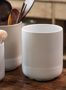 陶瓷筷子筒花瓶吉田成器白色笔筒收纳罐桶陶瓷罐子瓷器简约勺子筒