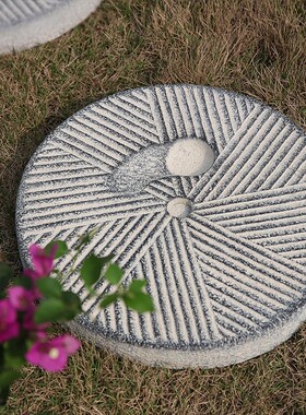 室外新古典别墅花园庭院铺路踏步石公园草坪仿石磨地砖垫脚汀步石