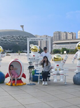 宇航员大摆件航天模型太空人雕塑户外景观网红打卡商场美陈装饰品