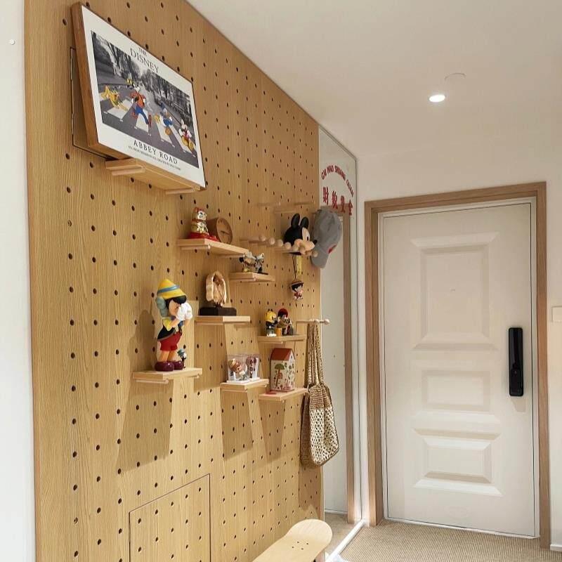 Solid wood hole board custom display rack wooden desktop wall desk storage wall entrance entrance door storage rack