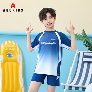 拍一发六！Abckids儿童泳装