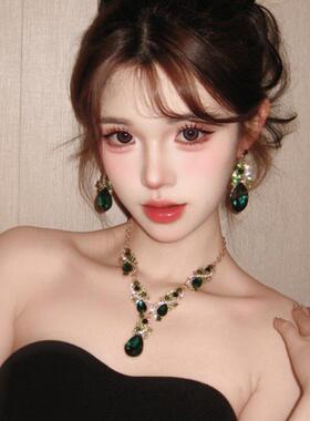 贵气镶钻绿色宝石项炼耳环套组女轻奢高级感晚礼服配饰耳饰锁骨炼
