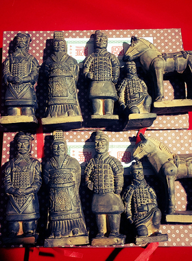 中国秦俑兵马俑陶俑五件套黑色泥俑西安旅游工艺纪念品特色送老外