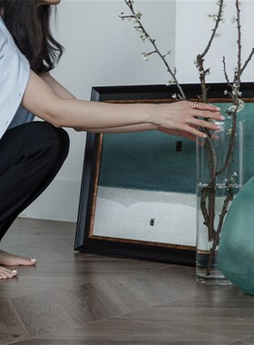 若奈《葡萄牙海岸》藤绿色白沙滩手绘油画客厅卧室书房宁静装饰画