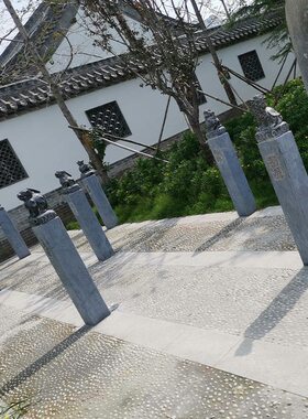 甄选仿古做旧青石拴马桩 青龙白虎四方神兽石狮子十二生肖拴马柱