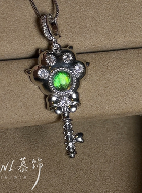 非遗手工镶钻猫爪蝴蝶锁骨链
