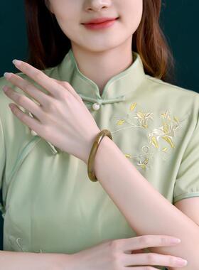 绿檀手镯女檀木檀香素圈复古文玩圆条镯子古韵木质玉檀香手镯饰品