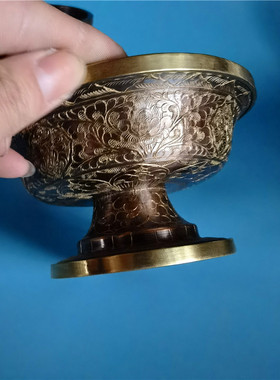 尼泊尔进口紫铜护法杯手工供花鎏金雕佛杯供号杯小号中号大水护法