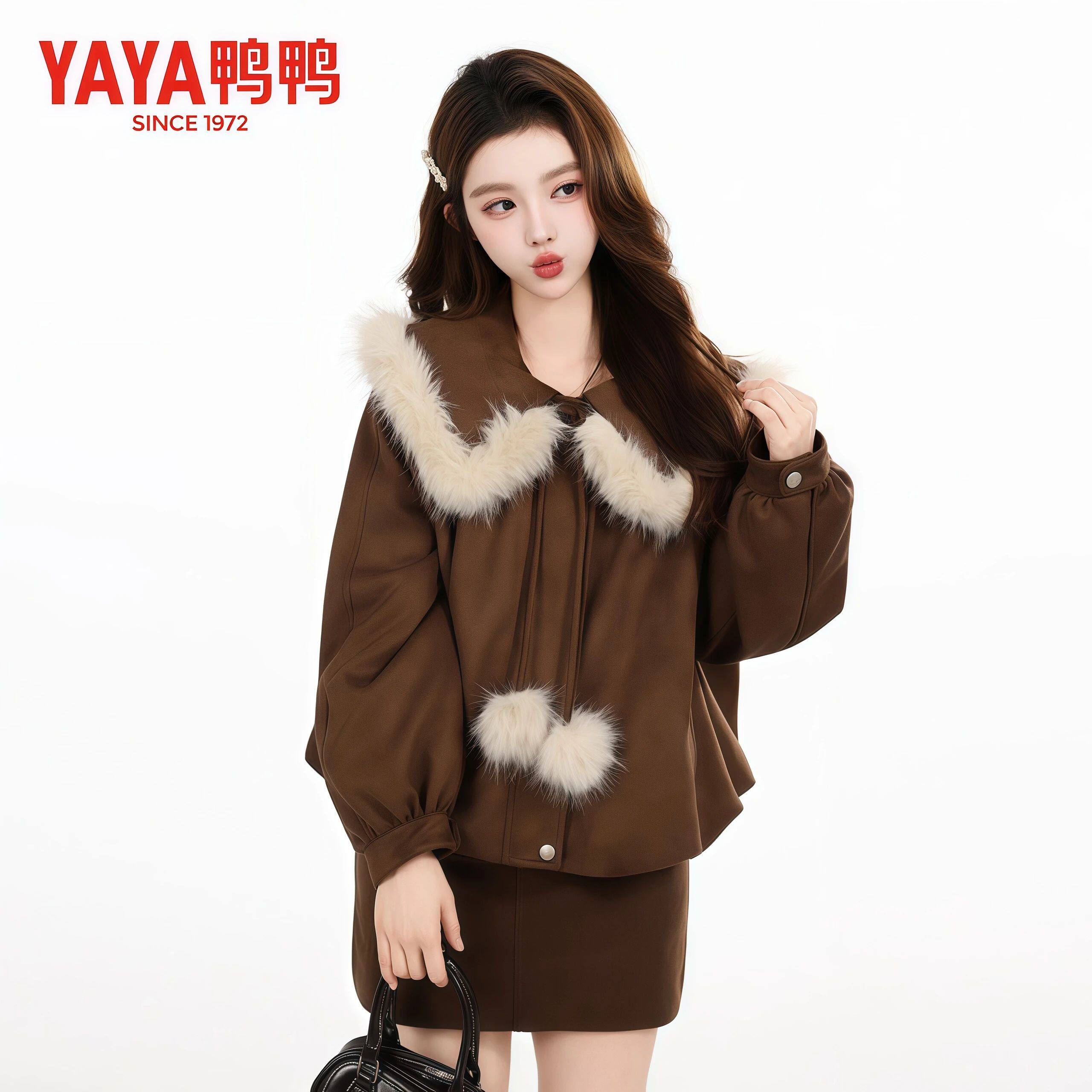 YAYA鸭鸭【冰淇淋系列】羽绒服女短款新款美拉德毛绒拼接保暖外套 暖拉实拍商品图