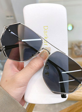 大脸女显瘦潮防开车专用太阳镜