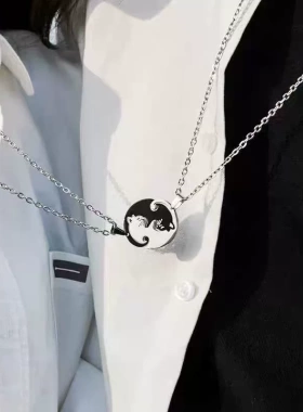 纯银拼接恋爱猫咪情侣项链一对高级感一人一半闺蜜刻字纪念生日礼