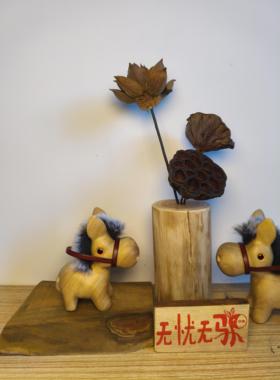 香樟木十二生肖摆件小毛驴木雕礼物驴木匠无忧无驴崖柏景区