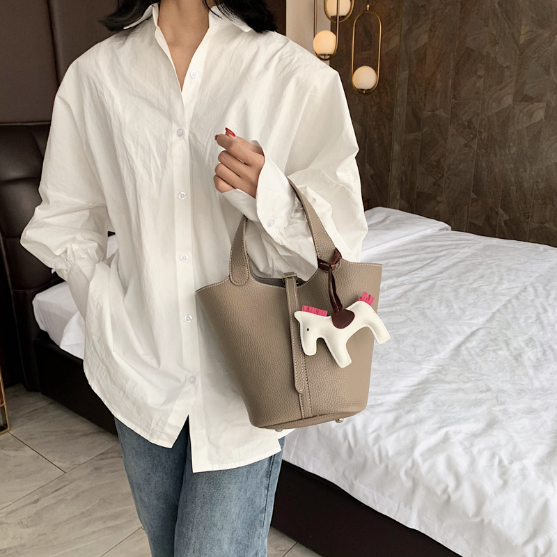 红色结婚包包新娘包包2025新款潮百搭手提包女大容量菜篮子水桶包,淘宝优惠券,粉丝福利购,淘宝优惠卷