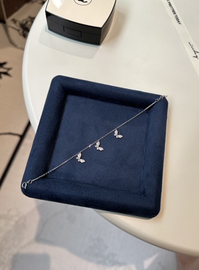 S925通体银镀18K超闪镶嵌锆石百搭简约设计精致三只小蝴蝶手链