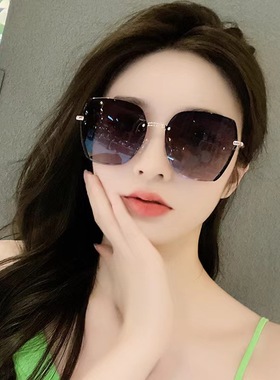 太阳镜女2025年新款防紫外线圆脸开车墨镜高级感司机专用偏光眼镜