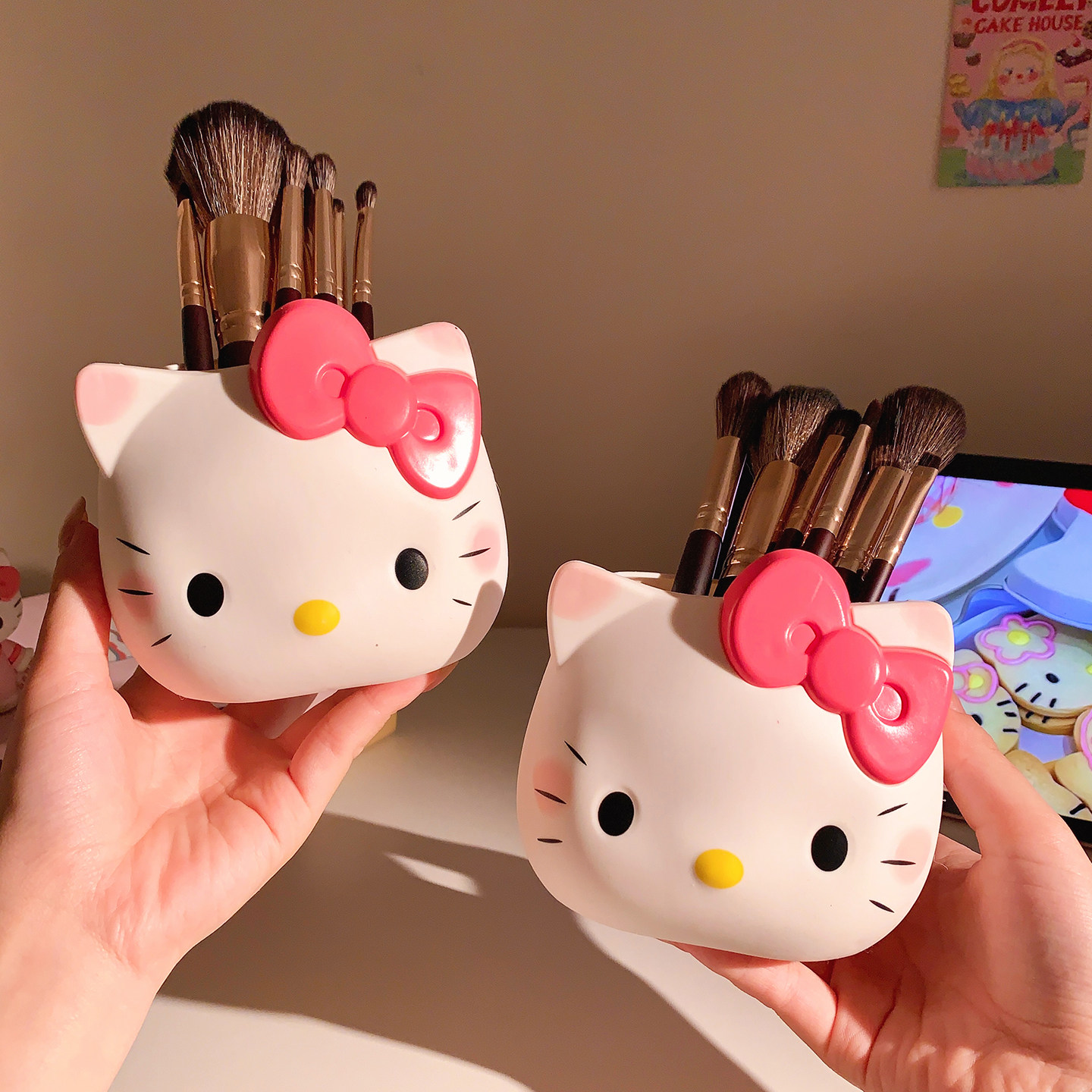 可爱KT猫化妆刷收纳筒桌面文具笔筒多功能化妆品收纳盒置物架摆件,淘宝优惠券,粉丝福利购,淘宝优惠卷