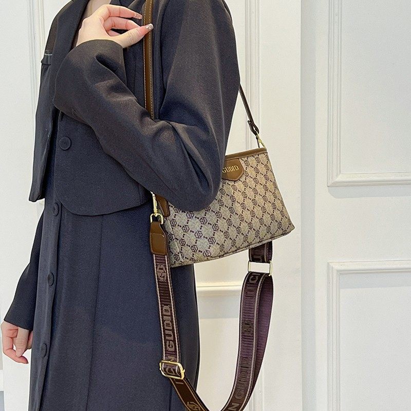 高级质感小众小包包女2026新款时尚轻奢小方包百搭手提单肩斜挎包,淘宝优惠券,粉丝福利购,淘宝优惠卷