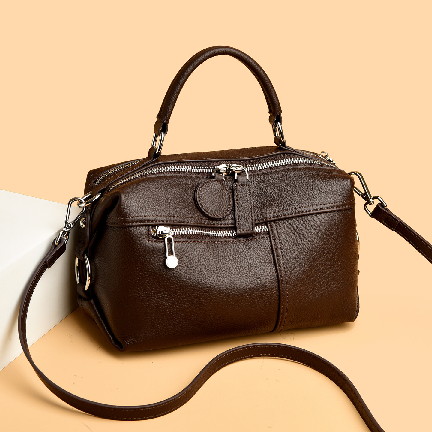 2026新款时尚百搭单肩手提包女士真皮枕头包简约通勤斜跨包小包包,淘宝优惠券,粉丝福利购,淘宝优惠卷