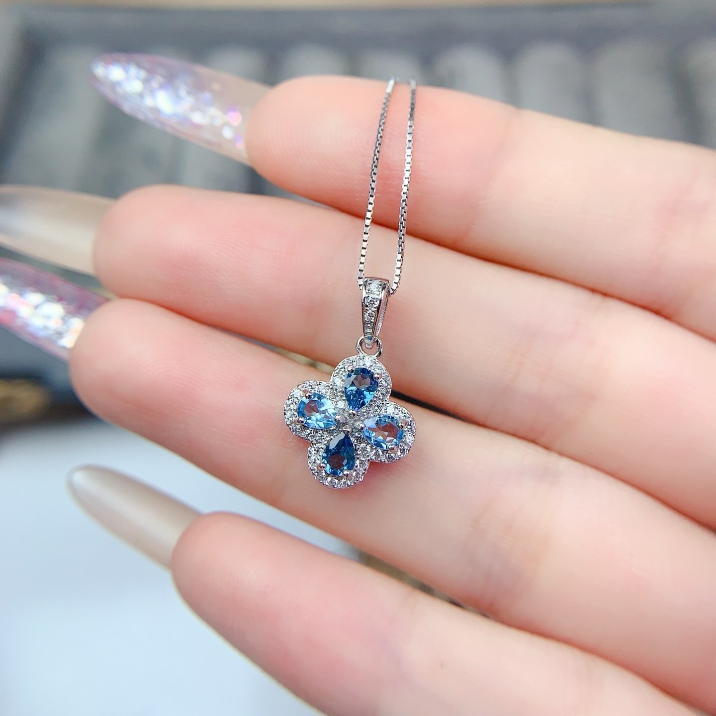 新款925银四叶草吊坠3x4mm托帕石百搭时尚轻奢女复古精致可选空托,淘宝优惠券,粉丝福利购,淘宝优惠卷