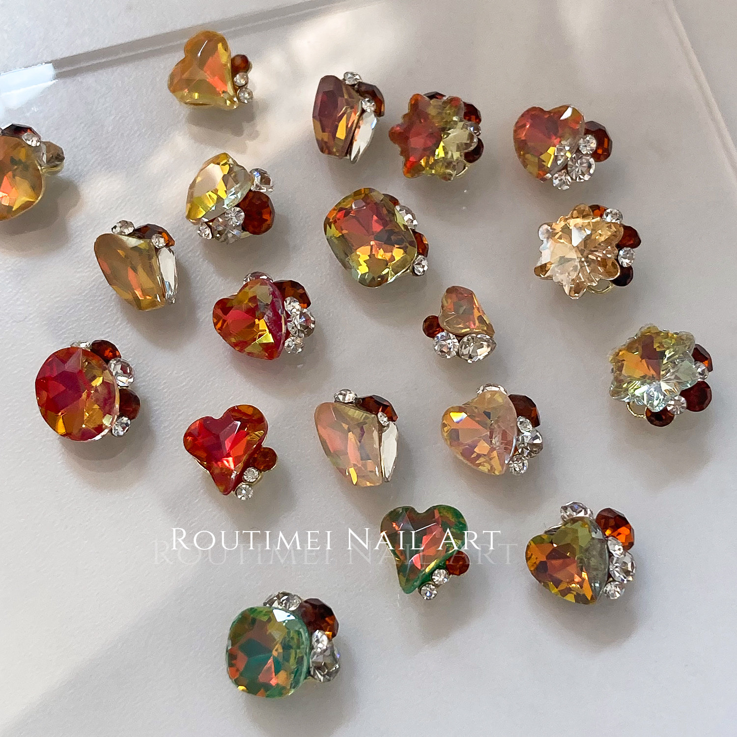柔荑美美甲爆闪钻饰彩色水晶装饰DIY配件高级感成品堆钻指甲装饰,淘宝优惠券,粉丝福利购,淘宝优惠卷