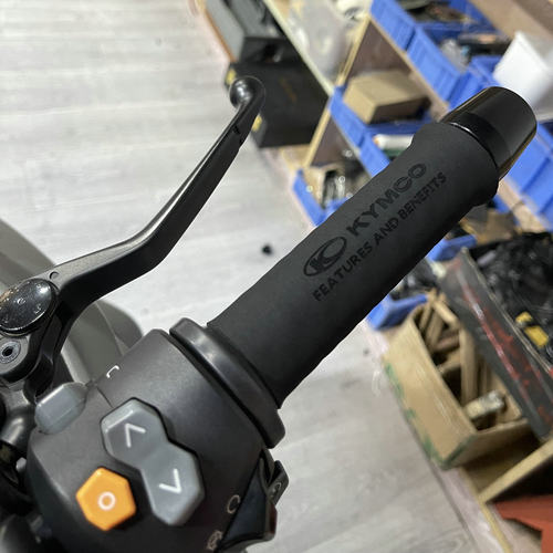 适用光阳CT250 300赛艇250 S350 S400 AK550改装橡胶热缩手把胶套 - 图1
