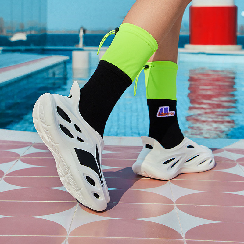 361度 游鲸 镂空透气 男式洞洞鞋 双重优惠折后￥ 69包邮