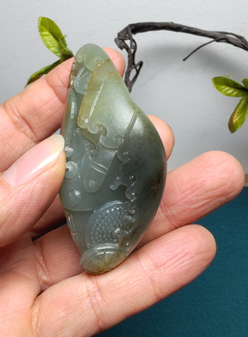 新疆和田玉籽玉红沁皮仿古龙螭龙锦灰堆手把件男女国风必定成龙