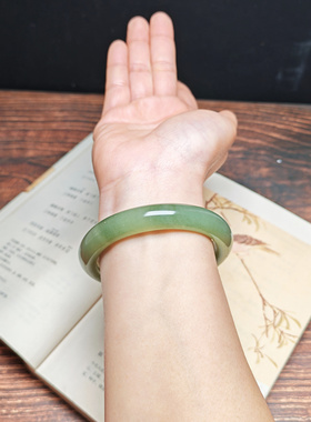 和田青白玉手镯60mm送证书保真