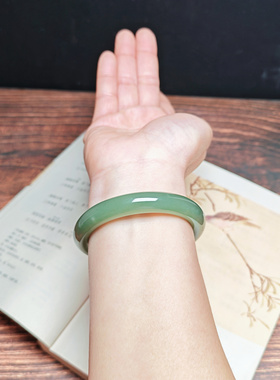 和田青白玉飘花手镯送证书保真