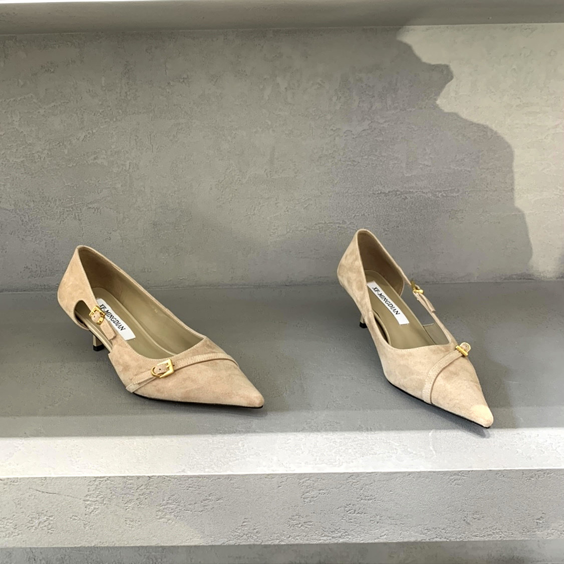 欧洲站女鞋2026春季新款欧货真皮浅口侧空时尚尖头高跟鞋女细跟潮,淘宝优惠券,粉丝福利购,淘宝优惠卷