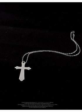 日韩简约剑形十字架项链潮男女士吊坠钛钢首饰品毛衣链挂饰礼物