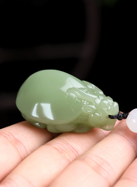 天然和田玉籽料招财龙龟手把件