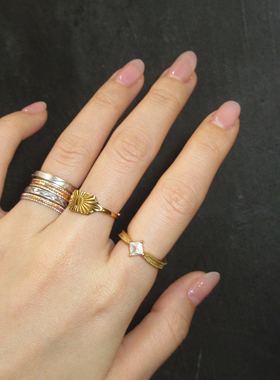 孤独花园 黄打屁复古设计感法质感ins百搭甜仙钛钢铜开口戒指尾戒