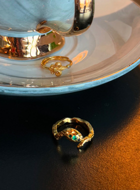 会唱歌的鸢尾花 黄打屁复古拉丝轻奢精致意大利闪925银镀18K戒指