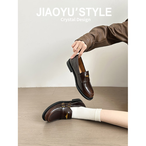 真皮~骄屿复古金属皮带扣粗跟乐福鞋通勤百搭一脚蹬圆头浅口单鞋 - 图0