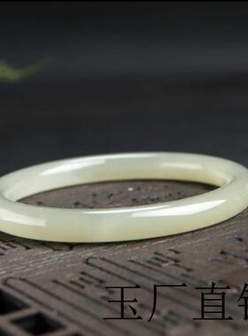 新疆高端和田青玉晴水手镯女圆条高端青白玉美人镯真玉手镯百搭款
