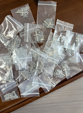 复古十字架吊坠项链超简约精致细链锁骨链bm风同款平替女学生新款