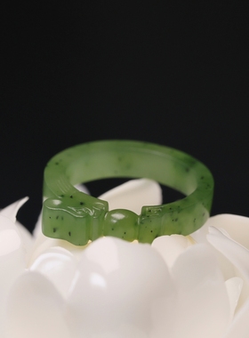 新疆和田玉碧玉戒指苏工玉戒指