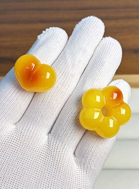 热销爆款非天然琥珀蜜蜡俏色小花屁桃散珠DIY文玩配饰套装