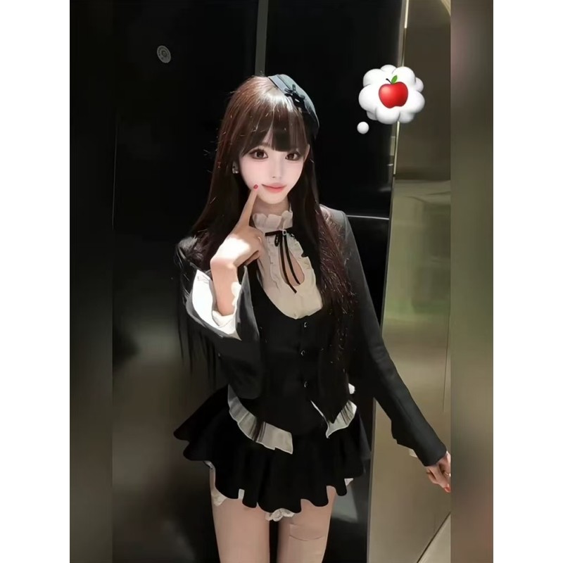 韩系千金感气质辣妹黑色套装西服外套镂空白色衬衫蓬蓬短裙三件套,淘宝优惠券,粉丝福利购,淘宝优惠卷
