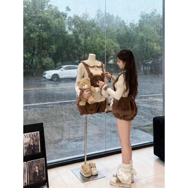 秋季新款日系甜美可爱减龄套装娃娃上衣拼接小熊背带短裤两件套女,淘宝优惠券,粉丝福利购,淘宝优惠卷